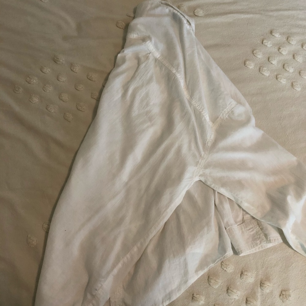 White button down shirt - Picture 4 of 4